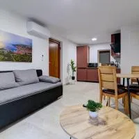 Rote Zora, hotel di Senj