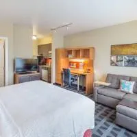TownePlace Suites by Marriott Portland Vancouver, hotel in Evergreen