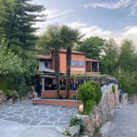 Grotto del Pan Perdü, hotel en Carona