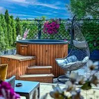 Domek w górach - Prywatne Jacuzzi, Sauna, Grota Solna - PANORAMA CHEŁM SKI&SPA, hotell i Myślenice
