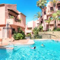 Luxury penthouse in Jardines de Don Carlos, hotel em Praia Nikki, Marbella