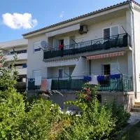 Apartments by the sea Banjol, Rab - 4965, hotel v destinácii Banjol