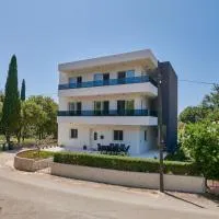 Apartments Endji, hotel sa Čilipi