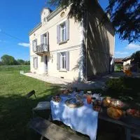 L' Embellie sur Lot, hotel a Sainte-Livrade-sur-Lot