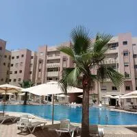 Appartement avec piscine à Mohammedia Plage à 5min, hotel a Mohammedia