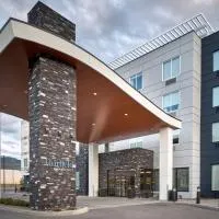 Fairfield Inn & Suites by Marriott Penticton، فندق في بينتيكتون
