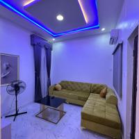 1Bedroom flat at Magnanimous Apartments Ogudu, hotel in Lagos