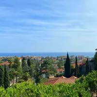 CASETTA DEI RICCI, hotel v destinaci Vallecrosia