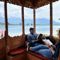 New kolohai group of houseboats – hotel w dzielnicy Nigeen Lake w mieście Śrinagar