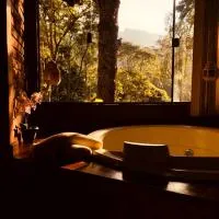 Pousada chalés Binitz, hotel v mestu Visconde De Maua