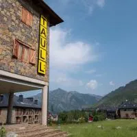 Hotel Taüll, hotell i Pla de l'Ermita