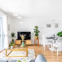 LA BELLE ROSE - Appartement 4 personnes proche gare Bordeaux, hotell i Bègles