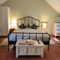 Chambres d'Hôtes Montjouan، فندق في Larochemillay