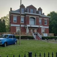 Beatrice The Villa, hotel a prop de Aeroport de Marion Municipal - MZZ, a Marion