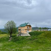 Jezerina: Šavnik şehrinde bir otel