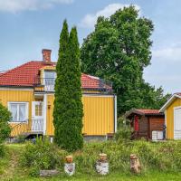 Amazing Home In Motala With Internet And 1 Bedrooms