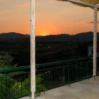 Sunset House, ξενοδοχείο στο Καναλλάκι
