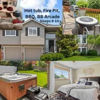 Hot tub! Sleeps 8-11Upscale Area, hotelli kohteessa Spokane