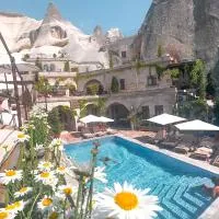 Local Cave House, hotel Göremében