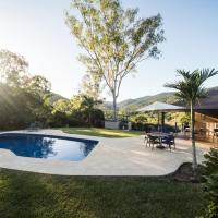Seclude Rainforest Retreat, hotel in zona Whitsunday Coast - PPP, Palm Grove