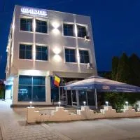Viesnīca Hotel Duet pilsētā Pitešti
