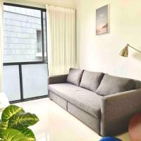 Centralize Stylish Loft Apartment Near MRT 市中心全景屋, hotel in Kallang, Singapore