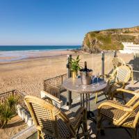 Tolcarne Beach Apartments, Hotel in Newquay