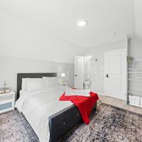 Close to mall with private toilet, Free Wi-Fi and Parking, hotel di North York, Toronto