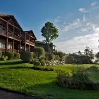 The Lodges at Cresthaven, hotel a Lake George