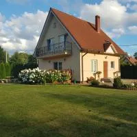 domek PERKUN, hôtel à Pierkunowo