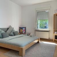 SPLENDID Stylish 3 Bedroom Apartment in Citycenter, Hotel im Viertel Vahrenwald, Hannover