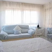 Yedrada Alojamientos: La Adrada'da bir otel