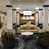Fairfield Inn & Suites by Marriott San Antonio Downtown/Alamo Plaza, hotel em Centro - Calçadão do rio, San Antonio