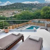 Pool Villa Leonidas Crete: Stíronas şehrinde bir otel