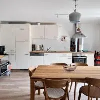apartment Alpenrose โรงแรมในซาส-กรุนด์