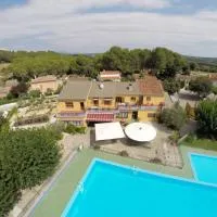Hotel Les Roques, hotel v destinaci Báscara