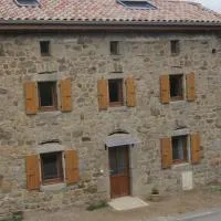 Gîte du charpentier, hotell sihtkohas Vocance
