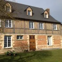 Le Saint Aubin- Maison d hôtes dans ce monastère du 16 siècle, hotel in Amfreville-la-Campagne
