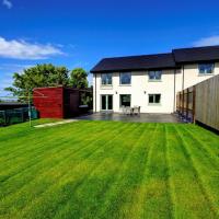 Aurora - Self Catering, Kirkwall, Quiet Location with Luxury Hot Tub, hotel in zona Aeroporto di Kirkwall - KOI, Orkney