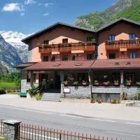 Val Masino में, होटल Hotel Ristorante Miramonti