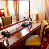 Hotel Holiday Park, hotel di Bielany, Warsaw