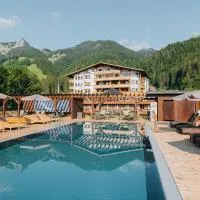 Wellness Aparthotel "Lechlife" incl Aussen und Innenpool - 400m zum LIFT, viešbutis mieste Roitė