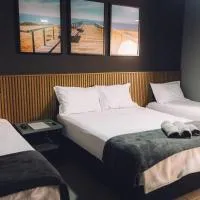 Espaço Paraíso Ortigueira، فندق في Ortigueira