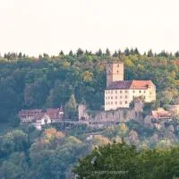 Wohnen auf der Ritterburg, hotel em Haßmersheim