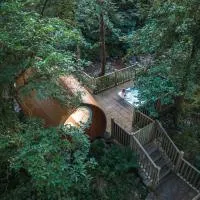 RiverBeds - Luxury Wee Lodges with Hot Tubs, hotel en Glencoe