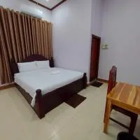 Inthavong Hotel/Guest House، فندق في فانغ فينغ