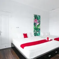 RedDoorz near Grojogan Sewu Tawangmangu, hotel sa Karanganyar