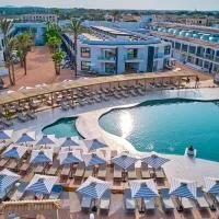 Universal Grand León & Spa โรงแรมในโกโลเนียซานต์จอร์ดิ