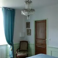 les chambres fleuries – hotel w mieście Saint-Benoît-du-Sault