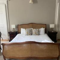 Private Guest Suite in Georgian Townhouse in City Centre